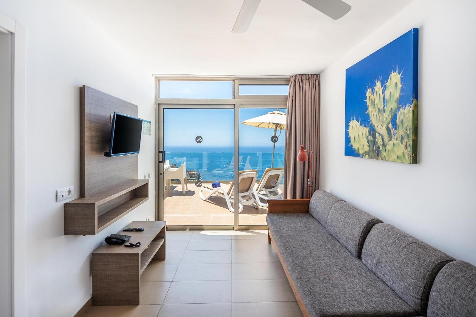 Premium One Bedroom Apartment High Floor Sea View